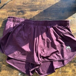 Tracksmith Shorts size M